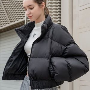 Black cropped puffer coat